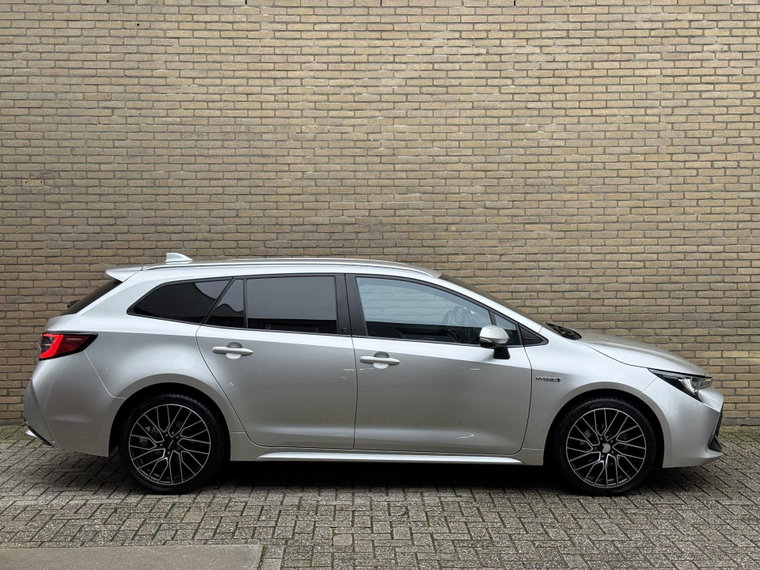 Vehicle Image 32