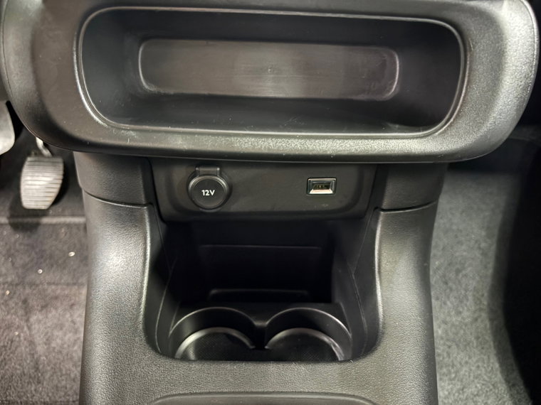 Vehicle Image 29