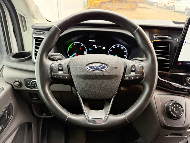 Vehicle Image 22