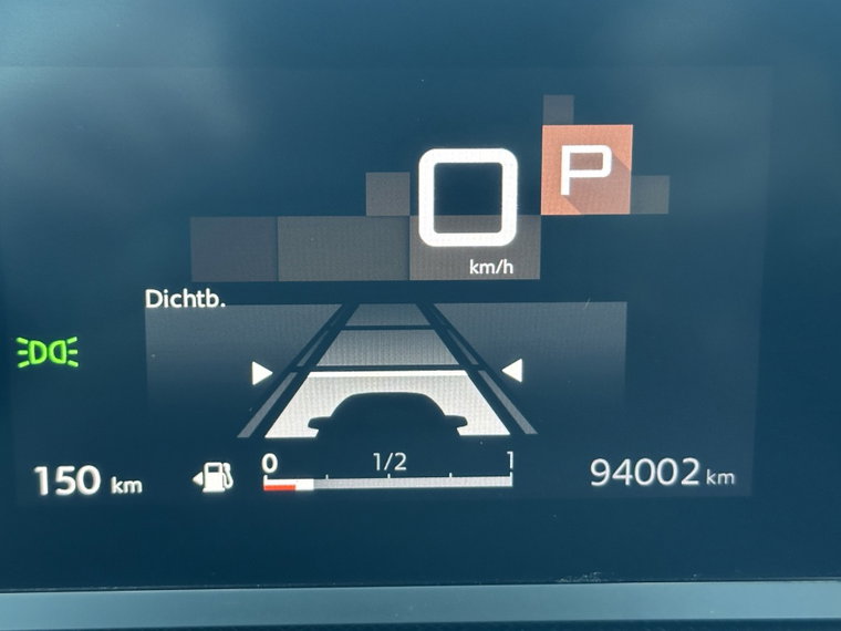 Vehicle Image 32
