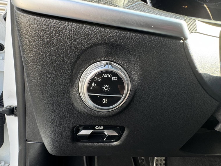 Vehicle Image 39