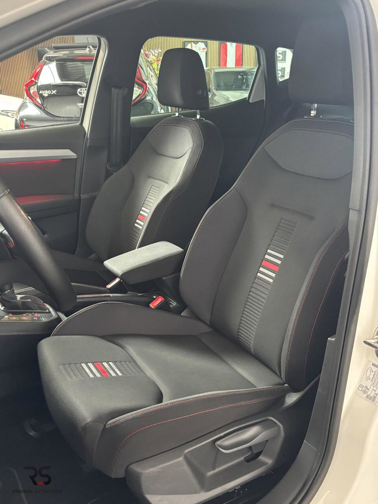 Vehicle Image 22