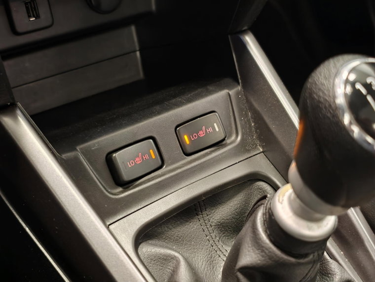 Vehicle Image 22