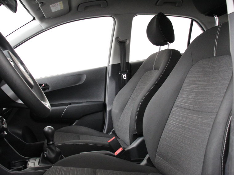 Vehicle Image 25