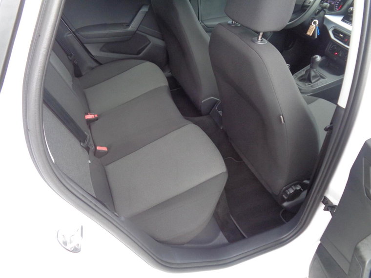 Vehicle Image 17