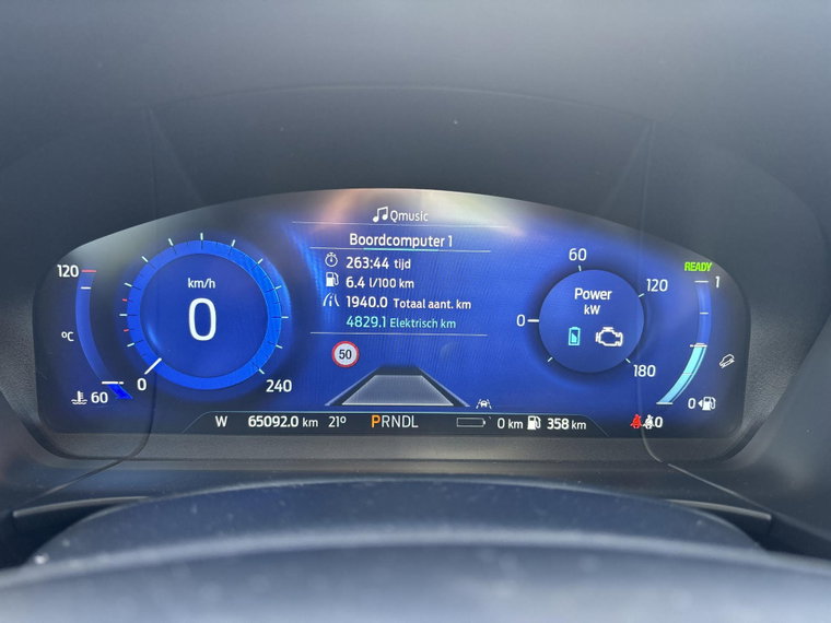 Vehicle Image 22
