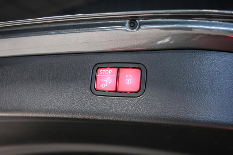 Vehicle Image 27