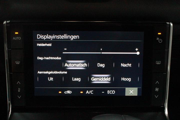 Vehicle Image 27