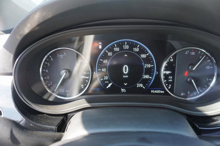 Vehicle Image 14