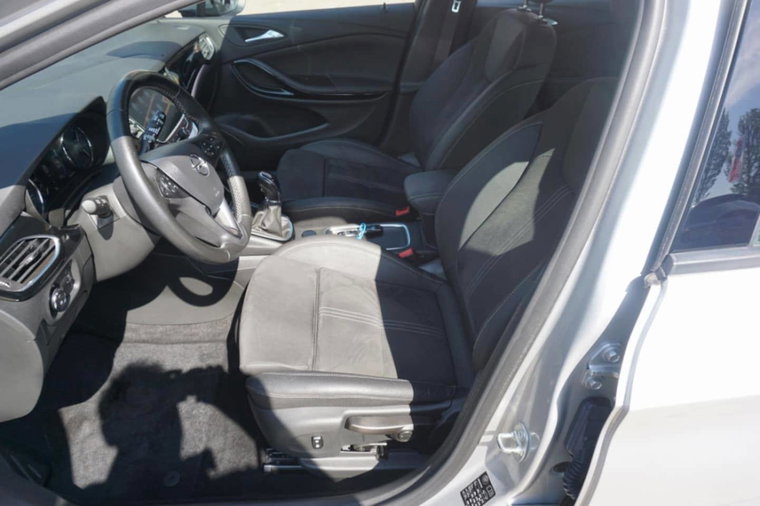 Vehicle Image 18