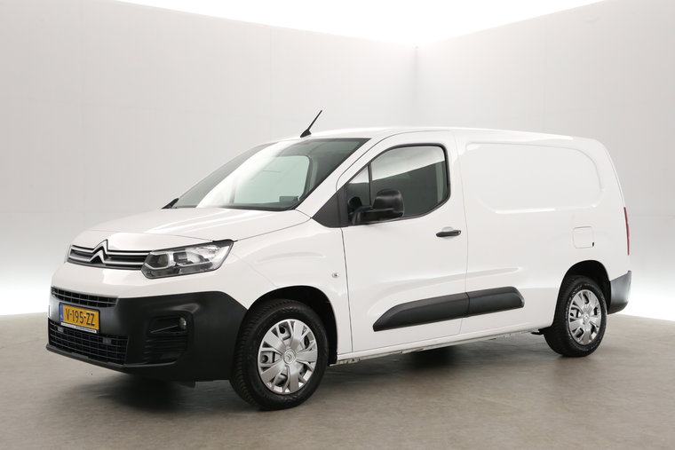 Vehicle Image 24