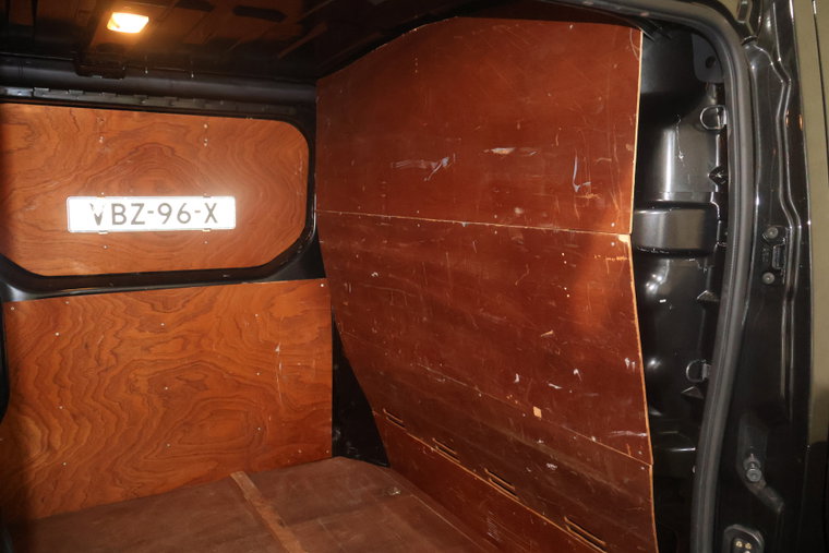 Vehicle Image 15