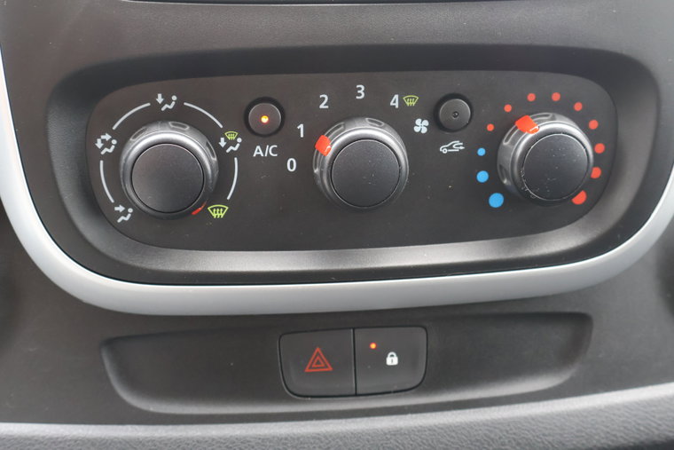 Vehicle Image 27