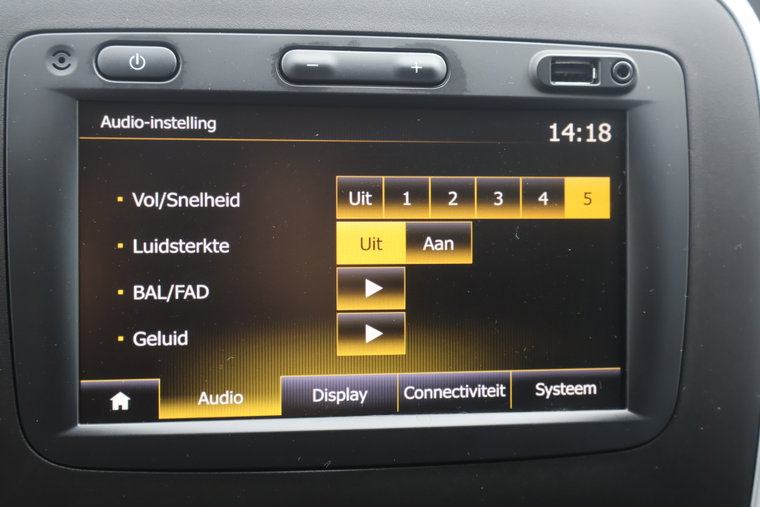 Vehicle Image 33