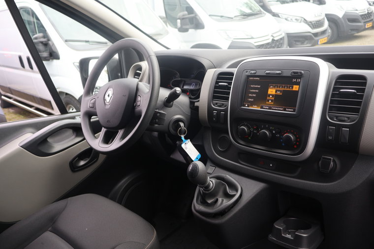 Vehicle Image 38