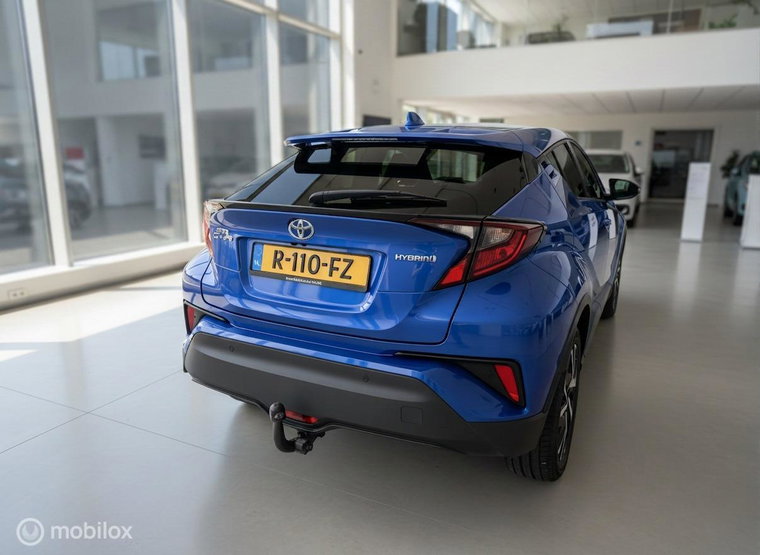 Vehicle Image 8