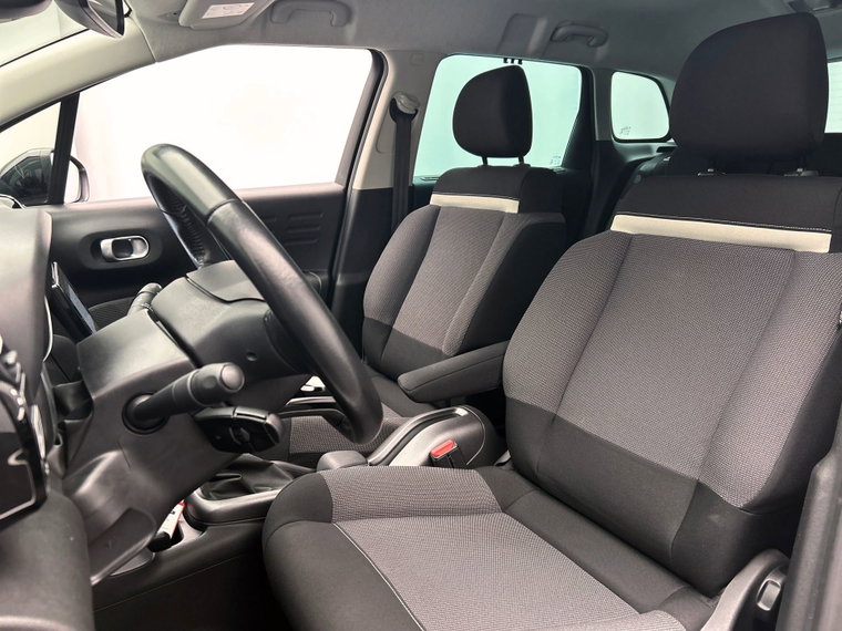 Vehicle Image 38