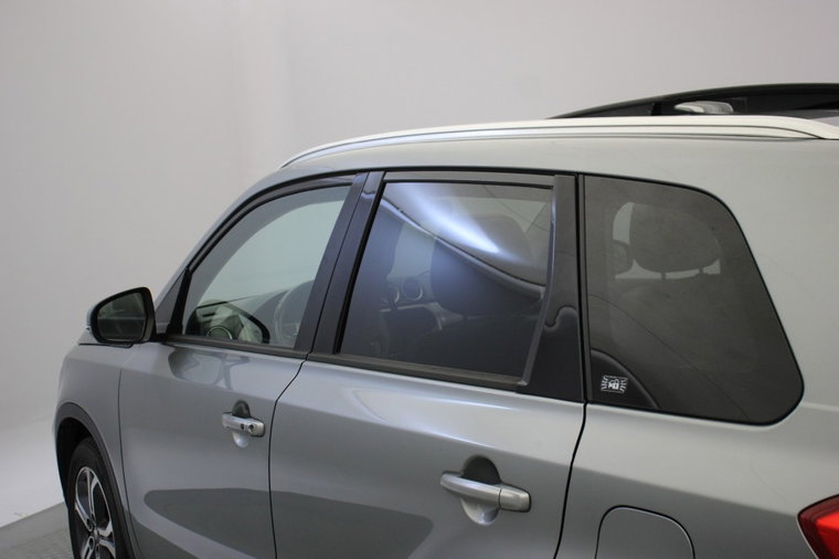 Vehicle Image 33