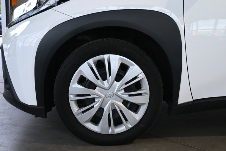 Vehicle Image 15