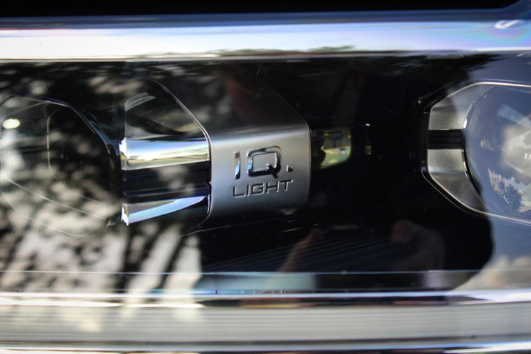 Vehicle Image 12