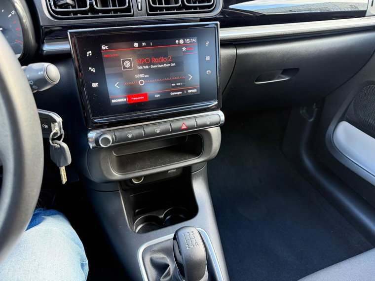 Vehicle Image 18