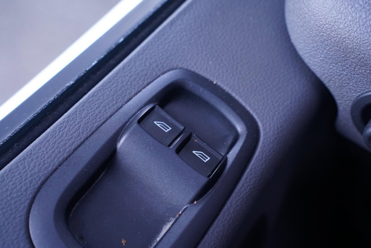 Vehicle Image 37