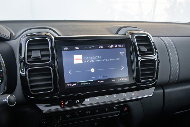 Vehicle Image 39