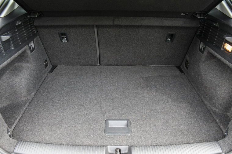 Vehicle Image 33