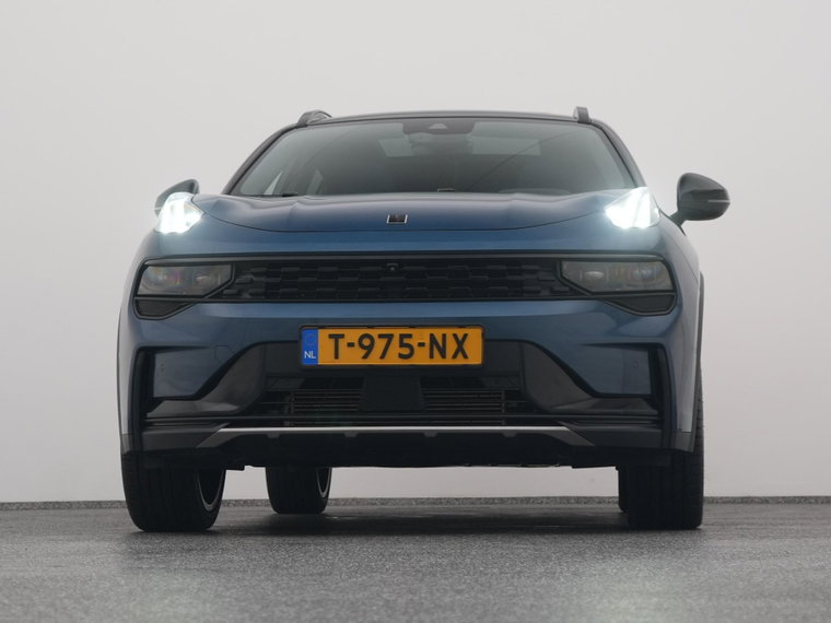 Vehicle Image 35
