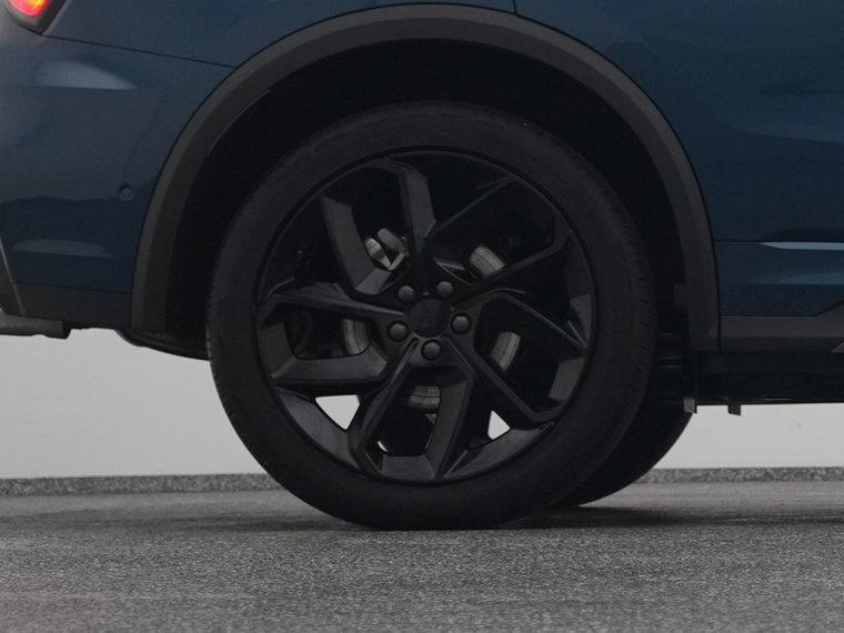 Vehicle Image 41