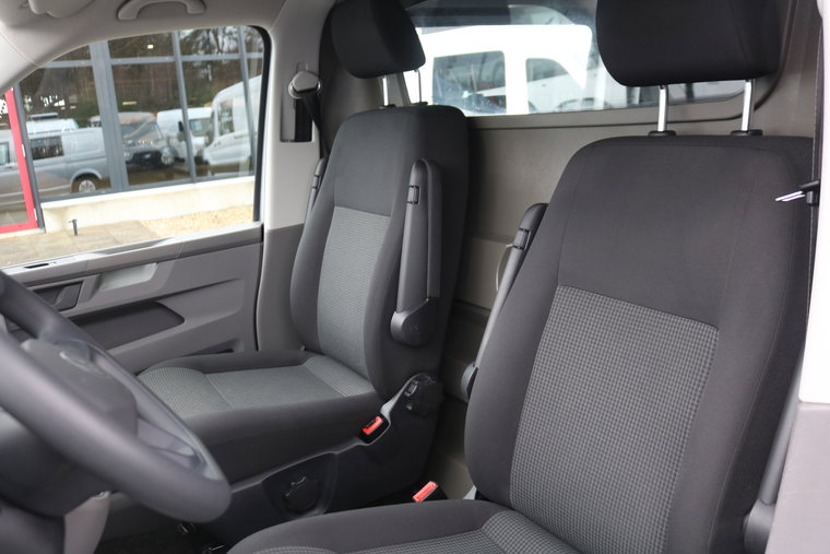 Vehicle Image 33