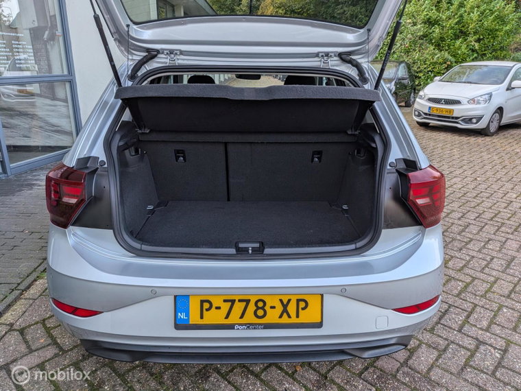 Vehicle Image 18