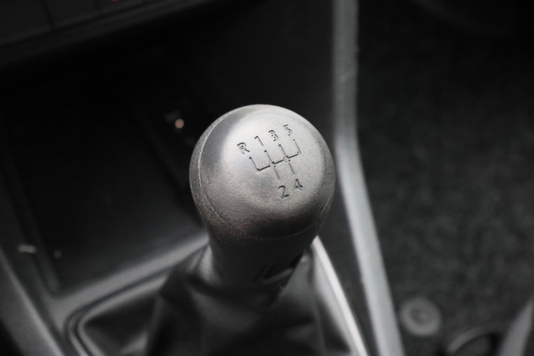 Vehicle Image 40