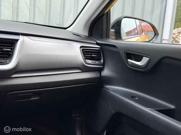 Vehicle Image 26