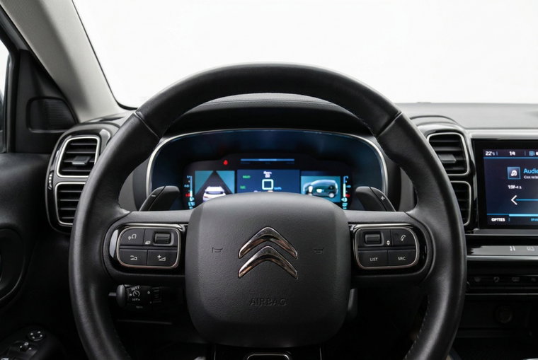 Vehicle Image 15