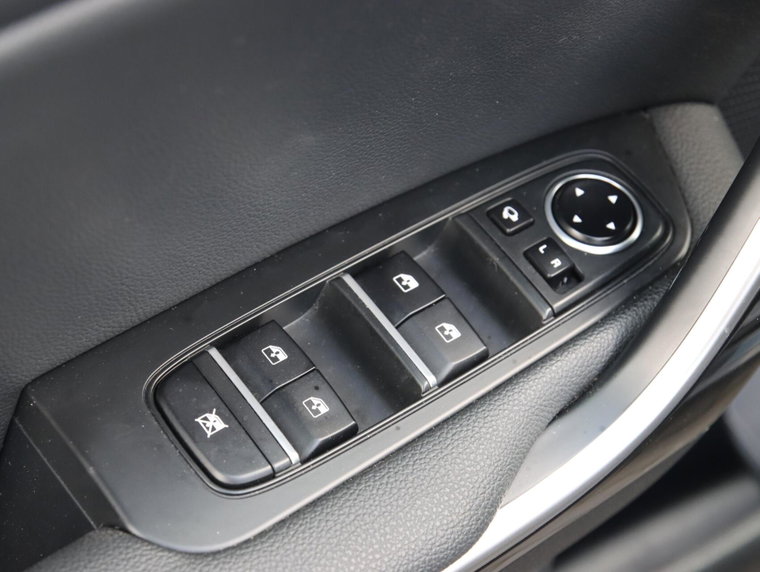 Vehicle Image 41