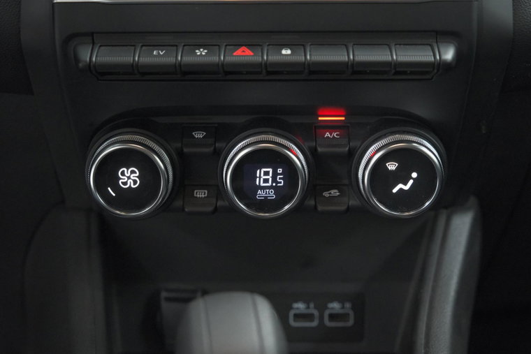 Vehicle Image 34