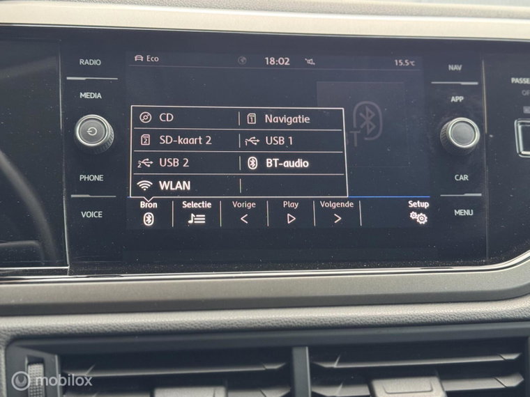 Vehicle Image 28