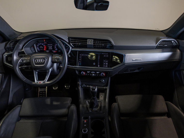 Vehicle Image 38