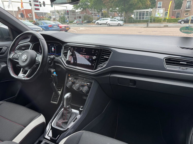 Vehicle Image 33