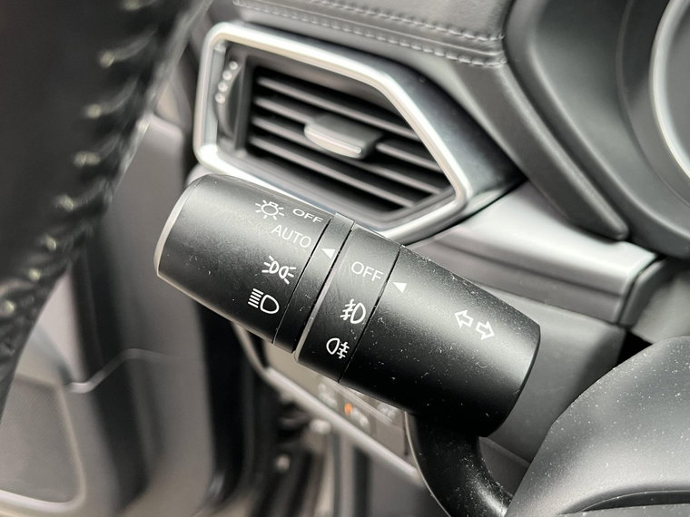 Vehicle Image 27
