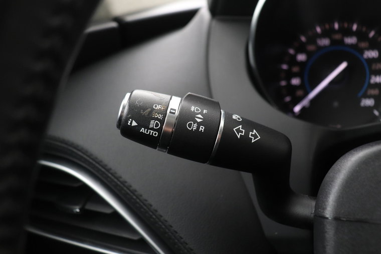 Vehicle Image 35