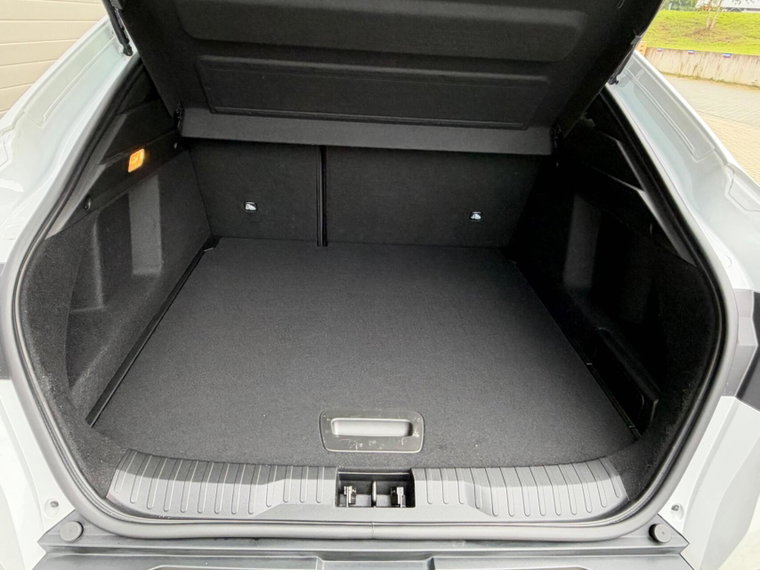 Vehicle Image 36