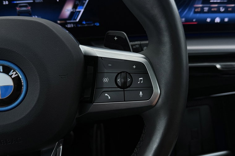 Vehicle Image 40