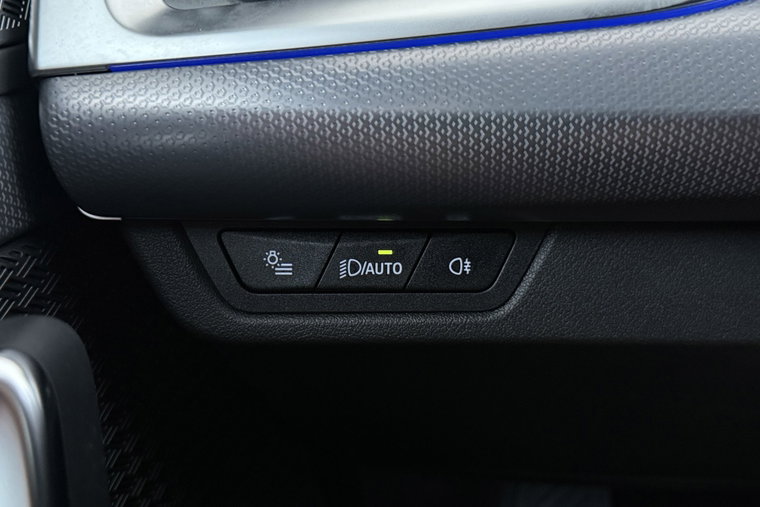 Vehicle Image 43