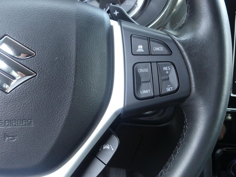 Vehicle Image 24