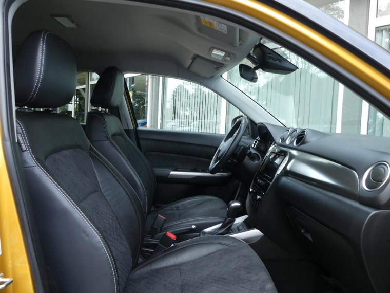 Vehicle Image 36