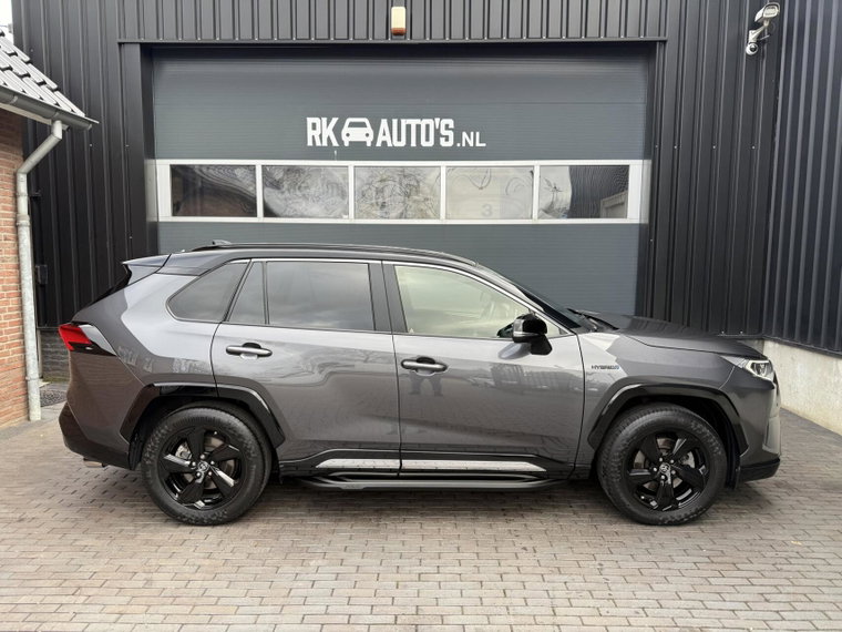 Vehicle Image 17