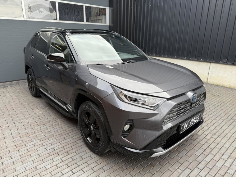 Vehicle Image 18