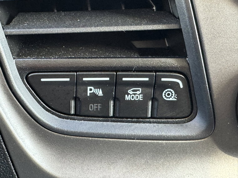 Vehicle Image 34